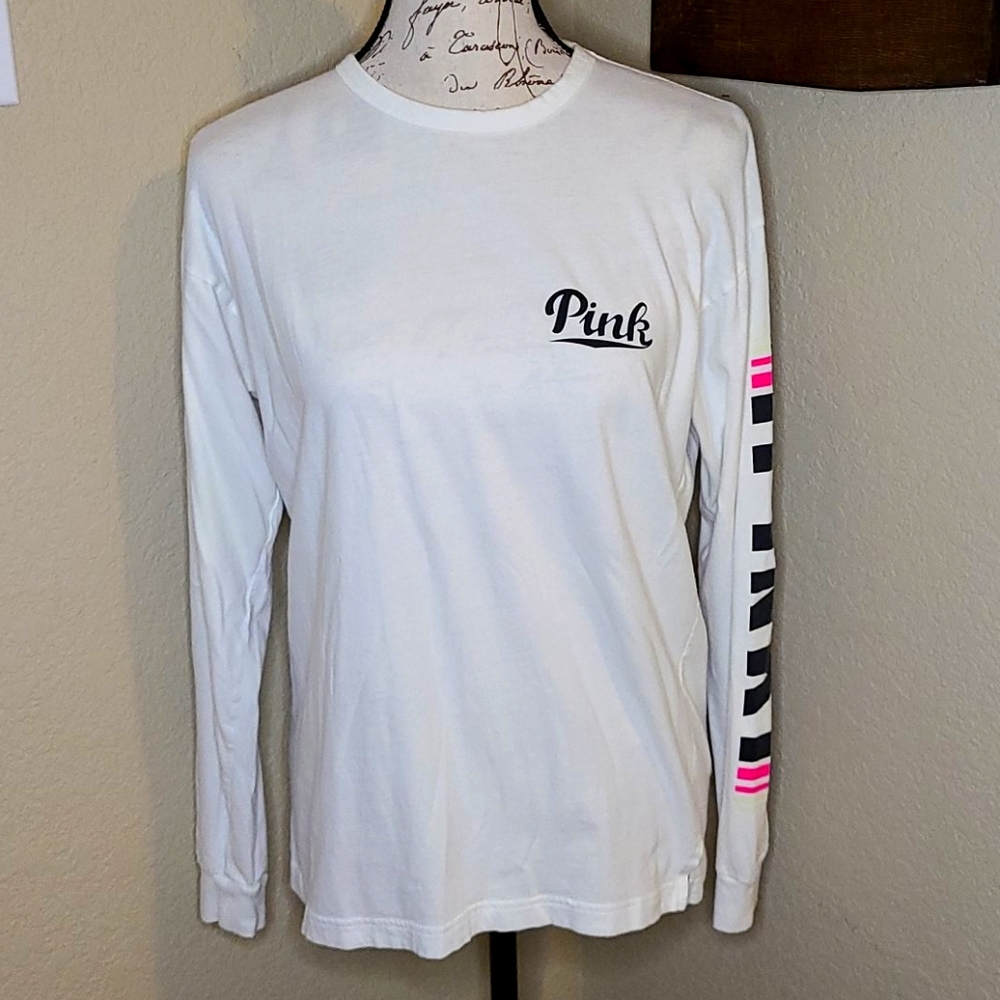 VS shirt